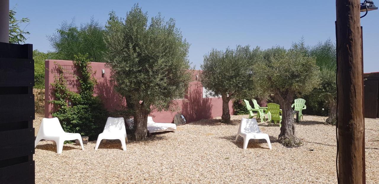 Trendy And Luxe B&B And Garden Suite Ferreira Do Alentejo Exterior photo